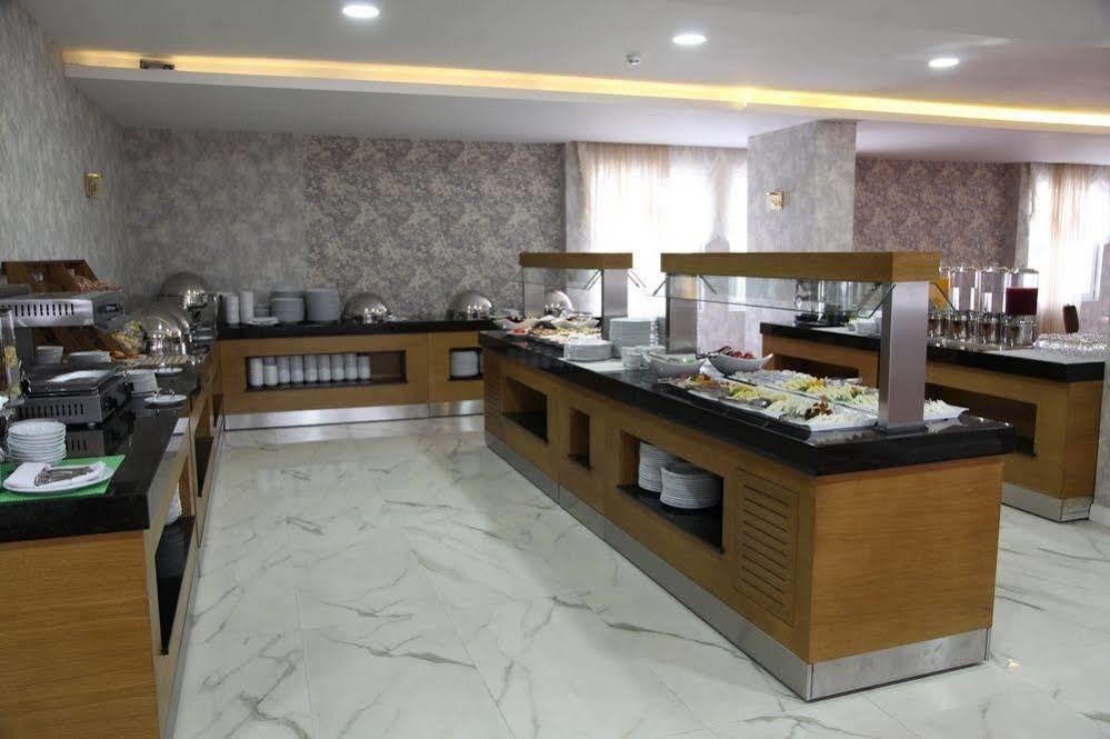 Manhattan Hotel Ankara Zewnętrze zdjęcie