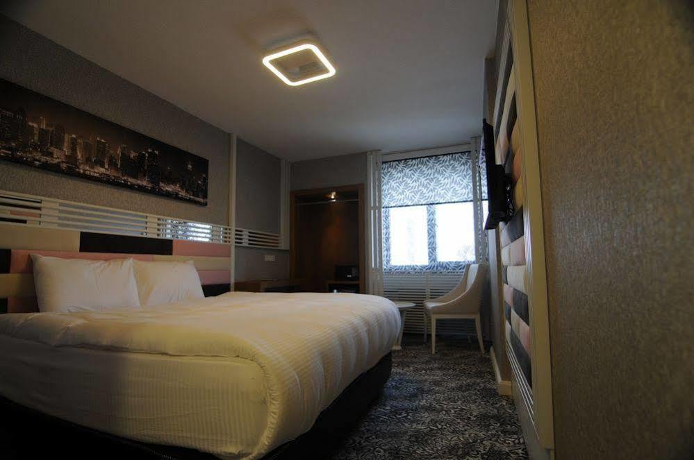 Manhattan Hotel Ankara Zewnętrze zdjęcie