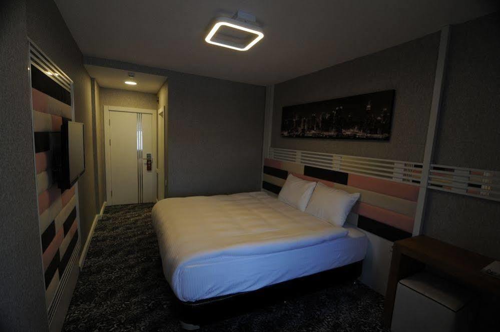 Manhattan Hotel Ankara Zewnętrze zdjęcie